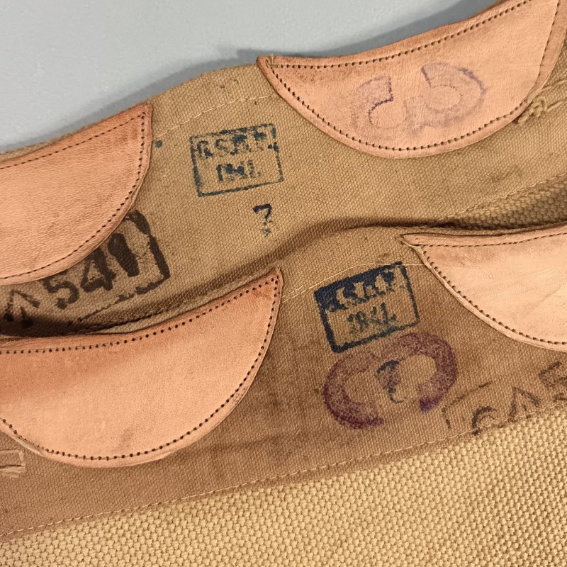 PAIRE DE GUETRES EN WEB ANGLAISES OU CANADIENNES FABRICATION DATEE 1941 TAILLE 3